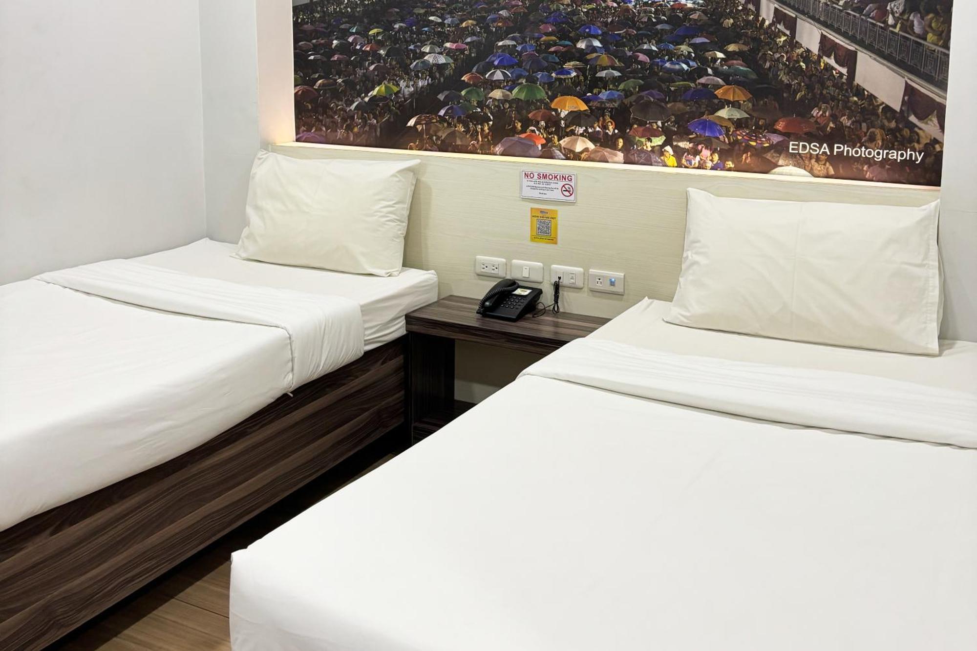 Sugbutel Family Hotel Cebu Powered By Cocotel Exterior photo